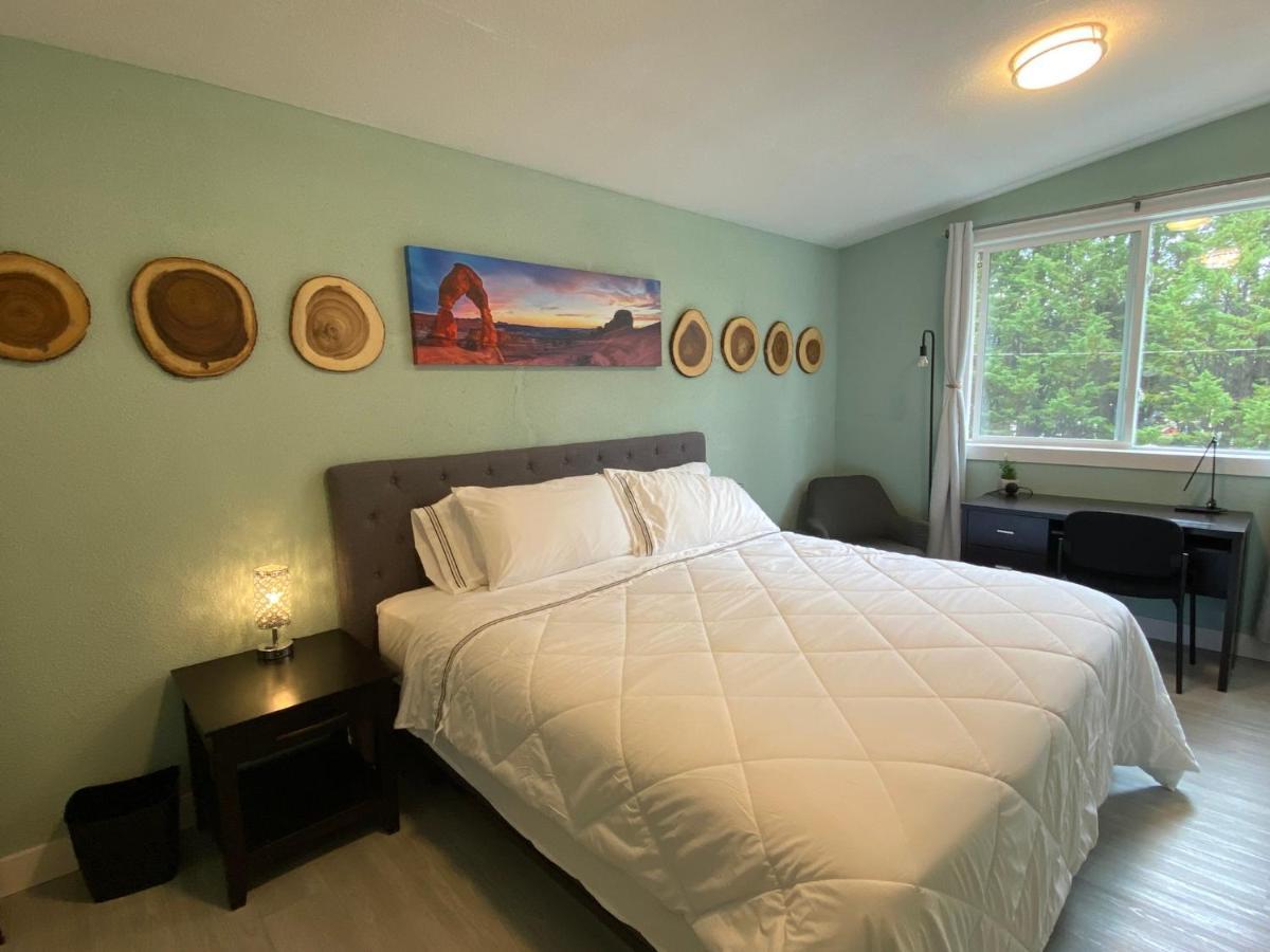 Hudson Homes Bnb Saanich Eksteriør billede