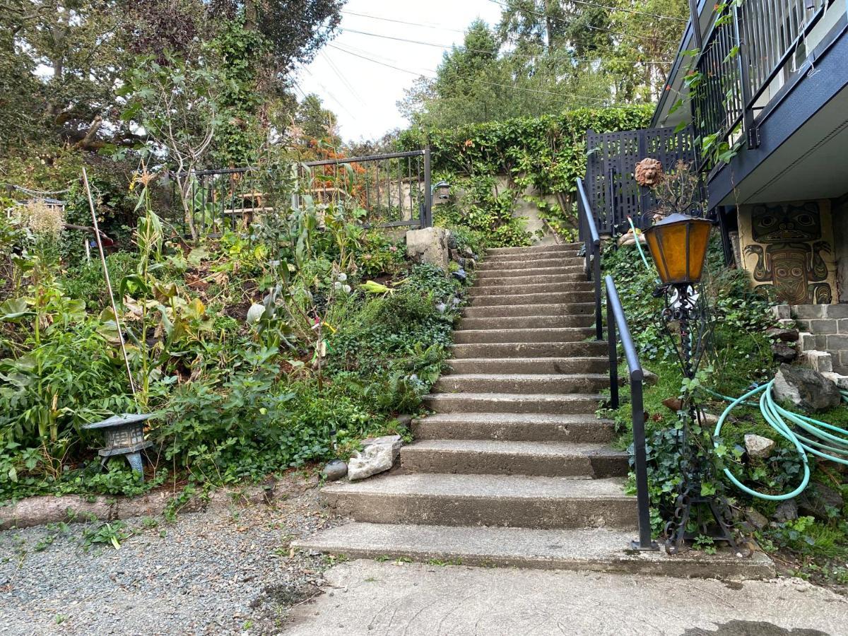 Hudson Homes Bnb Saanich Eksteriør billede